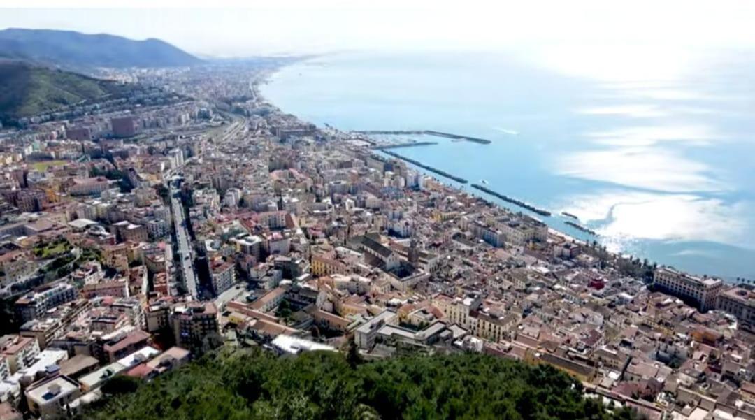 Nuova Luna Salerno Ngoại thất bức ảnh